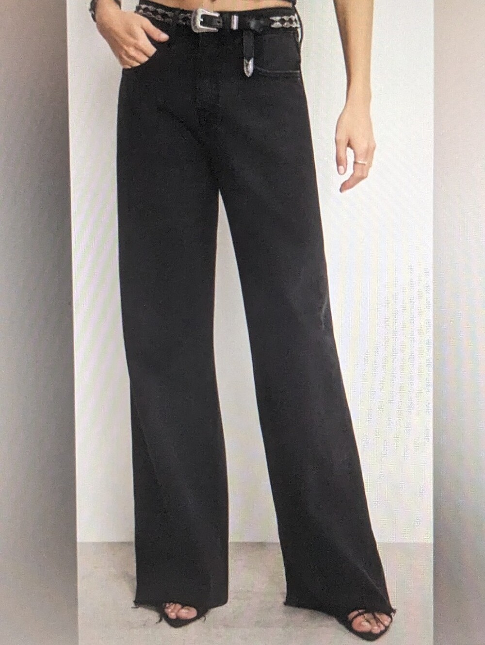 GOOD AMERICAN Good Ease Wide Leg Jeans